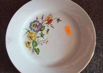 Bratki..Talerz do drugiego dania, Kahla.  Bratki z pięknym b Bratki..Talerz do drugiego dania, Kahla.  Bratki z pięknym b