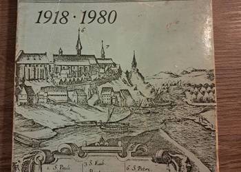 książka "dzieje Sandomierza 1918-1980" stan db-
