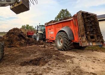 Obornik bydlęcy gnój dowóz transport