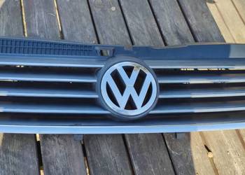 Grill atrapa zderzaka przedniego Passat B5 fl.
