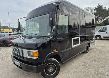 Mercedes 609 Food track