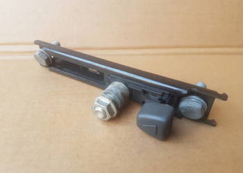 Iveco Daily 4 06-11 prowadnica uchwyt regulacji pasa bezpiec