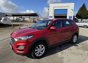 Hyundai Tucson 1.6 BENZYNA Klimatronik Nawigacja Kamera Ledy Tempomat HAK