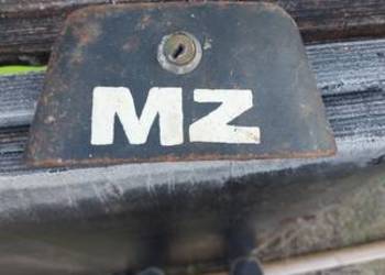 pokrywa siedzenia mz 250