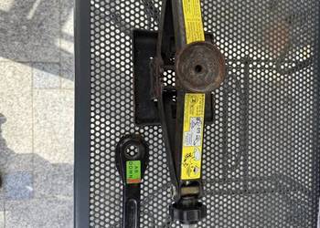 Lewarek podnośnik Mercedes W168 A1685830415 Lewarek podnośnik Mercedes W168 A1685830415