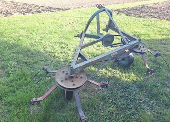 Przetrząsacz do siana zgrabiarka