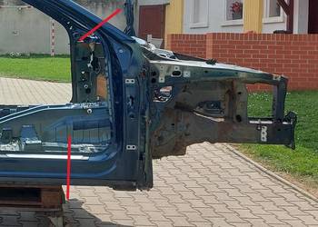 Audi Q8 E-TRON SUV 4KE ćwiartka prawa przód przednia oryg  Audi Q8 E-TRON SUV 4KE ćwiartka prawa przód przednia oryg