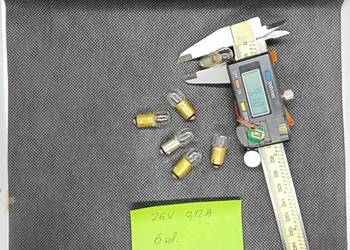 Żarówka 26V 0,12A trzonkowa Ba9s wojskowa militarna