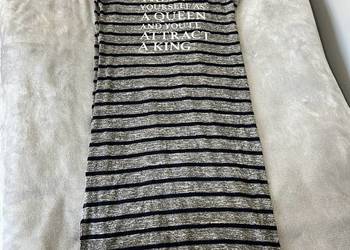 Sukienka w paski maxi