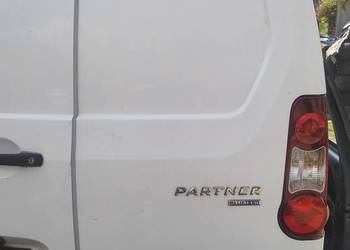 Drzwi Tylne Prawe Skrzydło Peugeot Partner II 08-18 Kompletne
