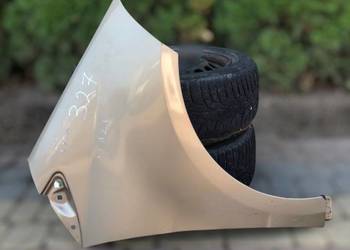 Mercedes A169 W169 Błotnik Przód Przedni Prawy kolor nie znany MB a klasa