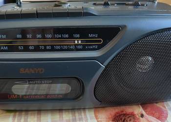 Radiomagnetofon SANYO Sprawne Ładny wygląd