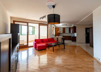 Świetna lokalizacja, ogrzewany ogród zimowy