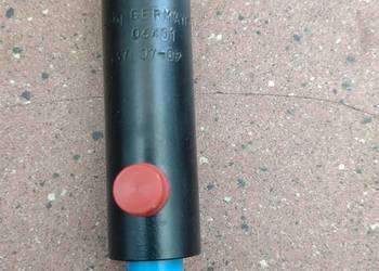 Siłownik cylinder pompy wtryskowej Man Mercedes