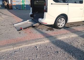 Vw Caddy 21r rampa dla wózka niepełnosprawnych podest dot Pfron