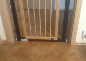 Bramka zabezpieczająca rozporowa wys. 77cm na drzwi szer  80cm
