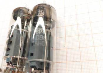 Lampa 6R4P + Gratis  1 szt. (A316)