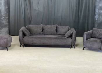 Nowoczesny zestaw wypoczynkowy: sofa, fotel, pufa