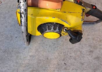 Zabytkowa piła spalinowa  SOLO