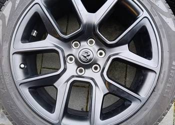 Opony + felgi RAM 1500 R22 oryginalne MOPAR