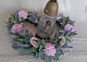 Kompozycja z Kwiatów Sztucznych na Cmentarz dla bliskiej Osoby SERCE Wianek