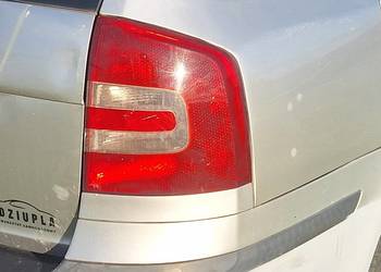 Lampy Tył Skoda Octavia II Kombi