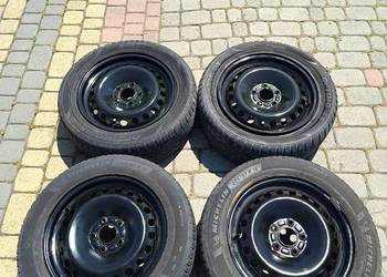 4 felgi Ford z czujnikami wraz z oponami