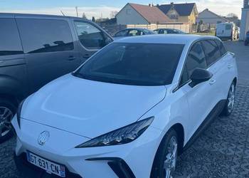 MG 4 EV Luxury 2023/2024 7 000 km.
