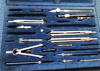 Zestaw przyborów kreślarskch Skala Pracision PXIIb