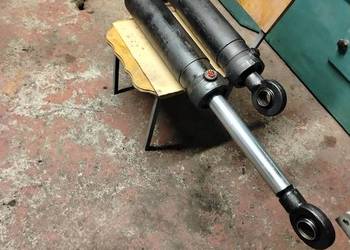 Siłownik hydrauliczny