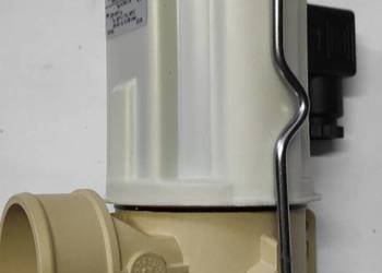 Zawór spustowy do schładzalnika mleka Elva ,nowy,.