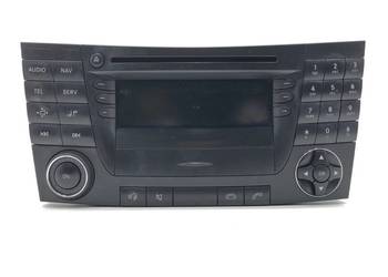 RADIO MERCEDES C219 A2118702790 04-11 ODTWARZACZ MULTIMEDIA, STEREO