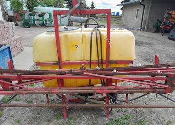 Sprzedam opryskiwacz 450litrów