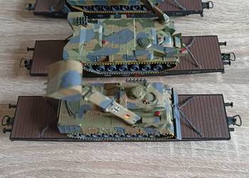 6 wagonow z pojazdami wojskowymi, skala HO, nowe