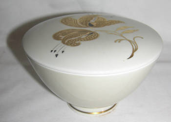 bomboniera vintage złota lilia Schaubach_Dd