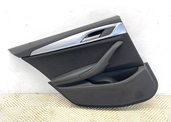 BOCZEK DRZWI LEWY TYŁ BMW G30 Sedan/Limuzyna TAPICERKA