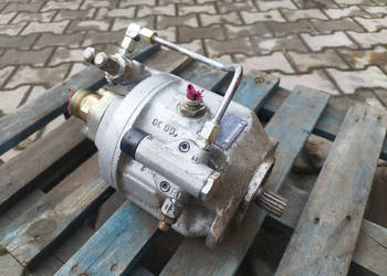 Pompa hydrauliczna, Pompa tłoczkowa A10V O 45 DFLR