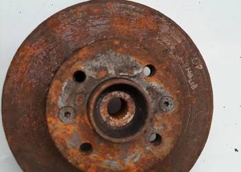 Renault Thalia Clio II  piasta zwrotnica lewa