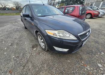 Syndyk sprzeda samochód Ford Mondeo - uszkodzony - 100% wartości