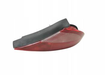 LAMPA PRAWY TYŁ LANCIA YPSILON 1995-2003 NOWA MAGNETI 08630 / 46408285