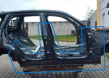 BMW G05 X5 3.0d 2019r SŁUPEK ŚRODKOWY PRAWY BOK PRÓG 