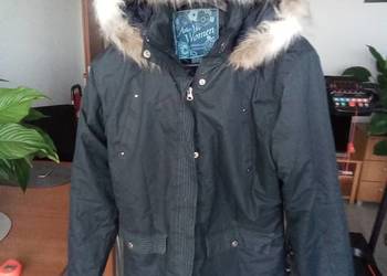 Kurtka damska ocieplana z kapturem Kurtka damska ocieplana z kapturem