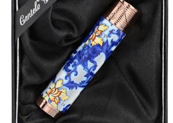 Zapalniczka Prezentowa Żarowa Gazowa ''Niebieska Ornamentyka na Bieli''