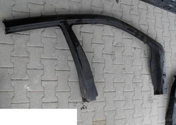 HONDA CIVIC 2004 POSZYCIE BOK PRAWA STRONA SŁUPEK HONDA CIVIC 2004 POSZYCIE BOK PRAWA STRONA SŁUPEK