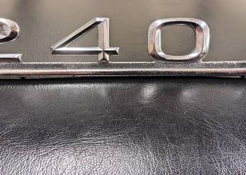 MERCEDES W123 240D 123 ORYGINALNY ZNACZEK TYŁ NA KLAPĘ