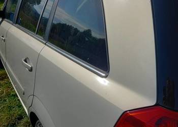 Opel zafira b 1.8 benzyna na części