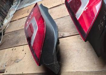 VW UP 5-D LAMPA PRAWA TYL