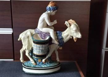 Figurka Majolica "Kozi jeździec"