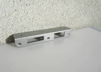Okucie zaczep zamka wpuszczanego drzwiowego 145x22 mm
