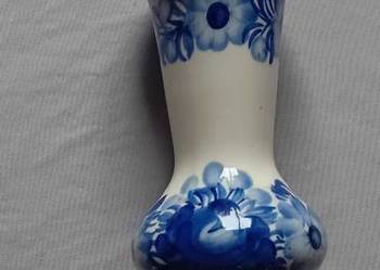 Fajansowy, recznie malowany wazon ZF Koło. PRL. Fajansowy, recznie malowany wazon ZF Koło. PRL.